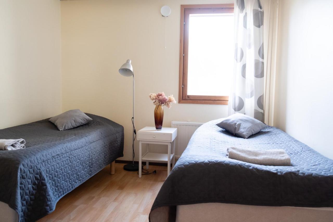 Bed & Breakfast Restaurang Sybarit Houtskar Exteriör bild
