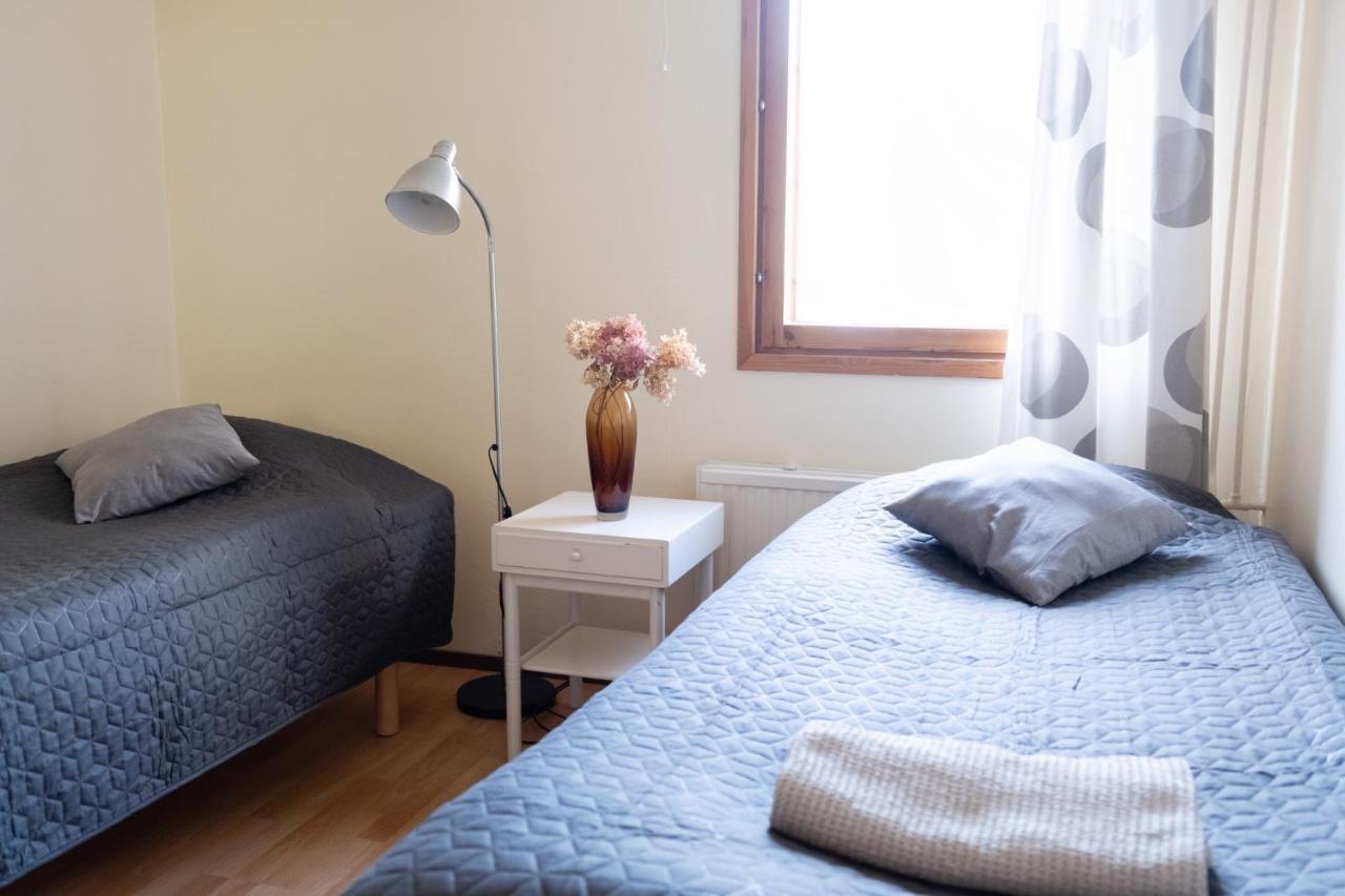 Bed & Breakfast Restaurang Sybarit Houtskar Exteriör bild
